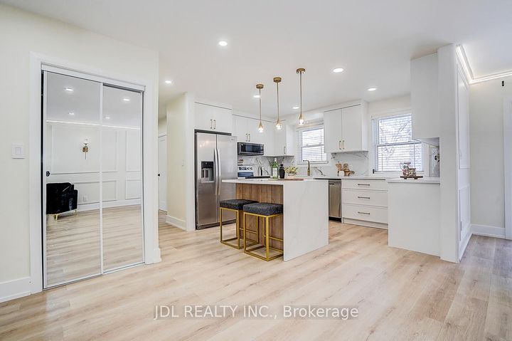 Photo 20 at 15 Crossburn Drive, Don Mills, Toronto