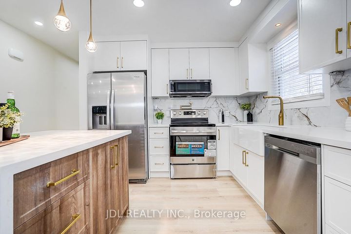 Photo 23 at 15 Crossburn Drive, Don Mills, Toronto