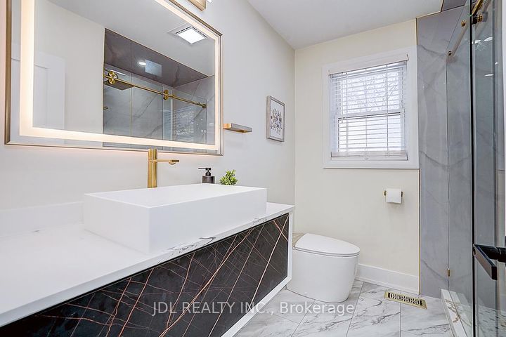 Photo 31 at 15 Crossburn Drive, Don Mills, Toronto