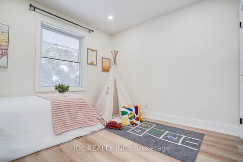 Photo 29 at 15 Crossburn Drive, Don Mills, Toronto