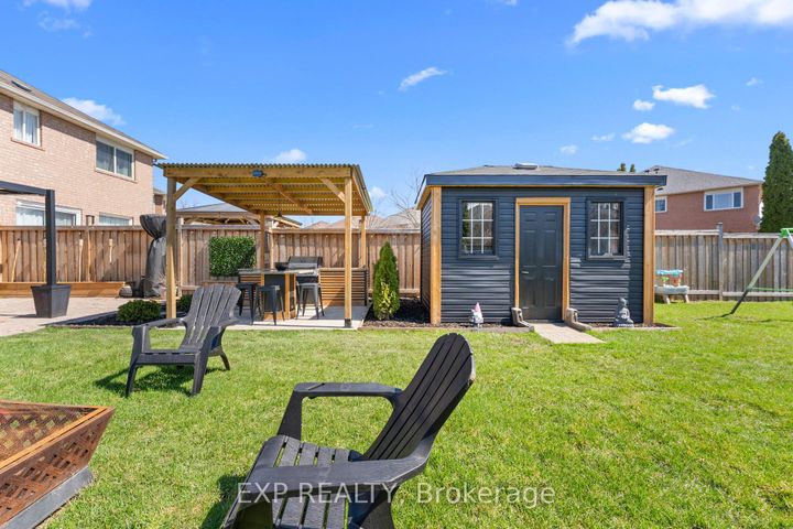 Photo 5 at 7224 Visor Gate, Meadowvale Village, Mississauga