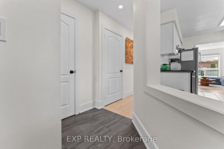 Photo 13 at 7224 Visor Gate, Meadowvale Village, Mississauga