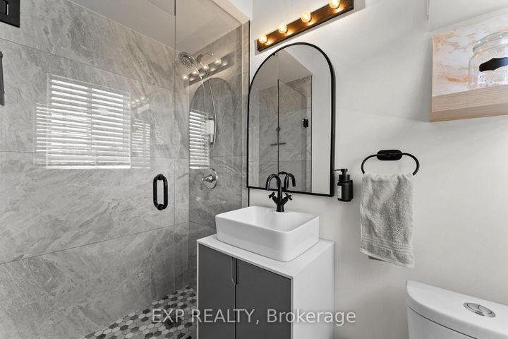 Photo 27 at 7224 Visor Gate, Meadowvale Village, Mississauga