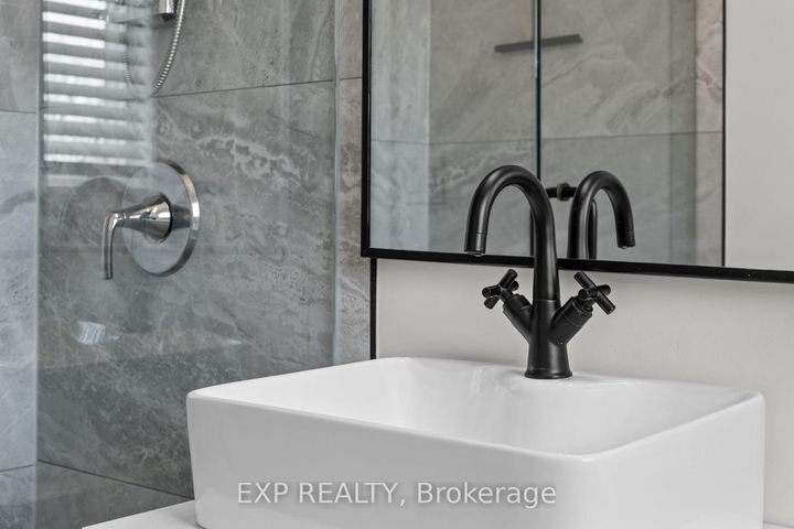 Photo 41 at 7224 Visor Gate, Meadowvale Village, Mississauga