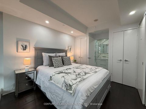Photo 15 at 1508 - 1 Bloor Street E, Yonge Corridor, Toronto