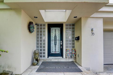 Photo 1 at 35 Gardiner Road E, Forest Hill South, Toronto