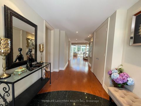 Photo 2 at 35 Gardiner Road E, Forest Hill South, Toronto