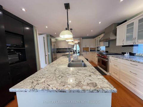 Photo 7 at 35 Gardiner Road E, Forest Hill South, Toronto