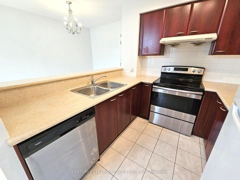 Photo 8 at TH120 - 38 Lee Centre Drive, Woburn, Toronto