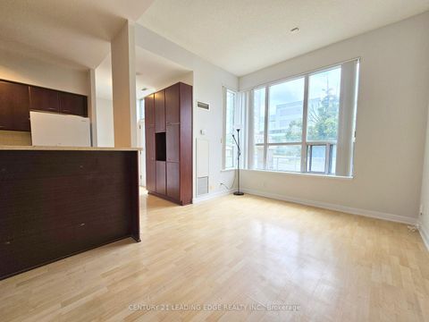 Photo 9 at TH120 - 38 Lee Centre Drive, Woburn, Toronto