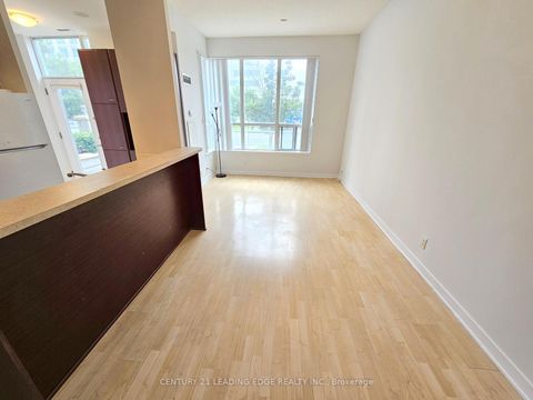 Photo 13 at TH120 - 38 Lee Centre Drive, Woburn, Toronto