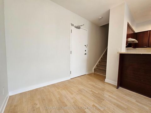 Photo 14 at TH120 - 38 Lee Centre Drive, Woburn, Toronto