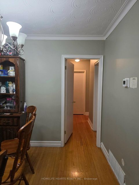 Photo 8 at 33 Heavitree Drive, CFB, Toronto