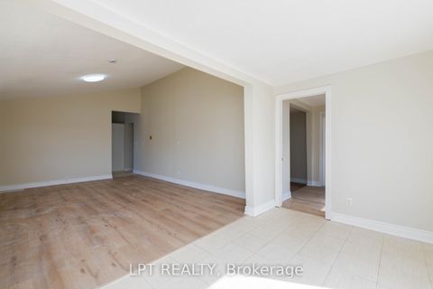 Photo 7 at 21 Hadden Road, Virginia, Georgina