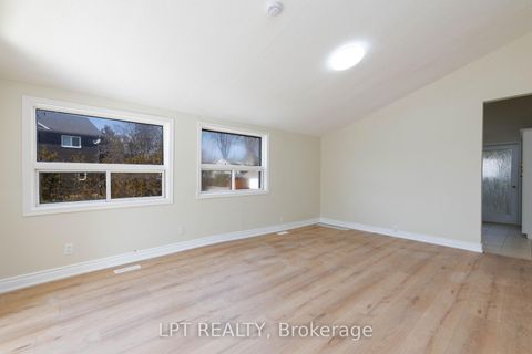 Photo 8 at 21 Hadden Road, Virginia, Georgina