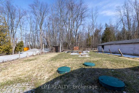 Photo 21 at 21 Hadden Road, Virginia, Georgina