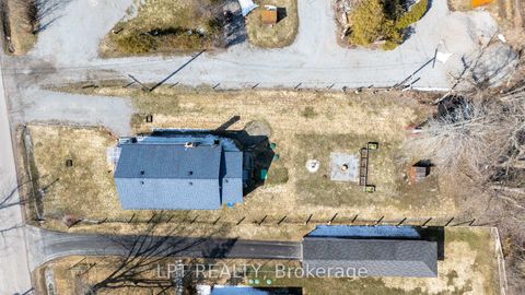 Photo 23 at 21 Hadden Road, Virginia, Georgina