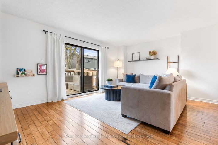Photo 1 at 48 - 1516 Sixth Line, CP College Park, Oakville