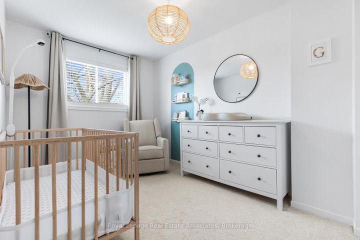 Photo 24 at 48 - 1516 Sixth Line, CP College Park, Oakville