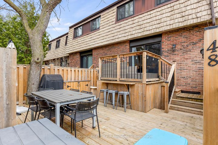 Photo 31 at 48 - 1516 Sixth Line, CP College Park, Oakville