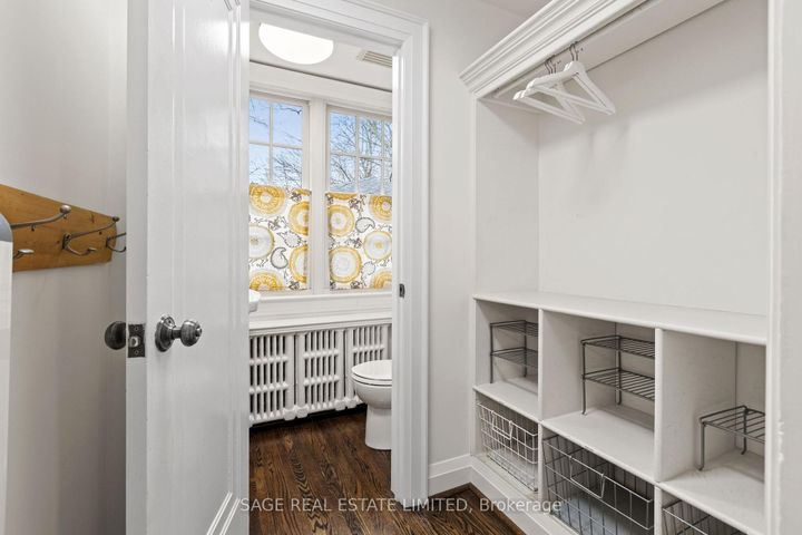 Photo 11 at 85 Weybourne Crescent, Lawrence Park South, Toronto