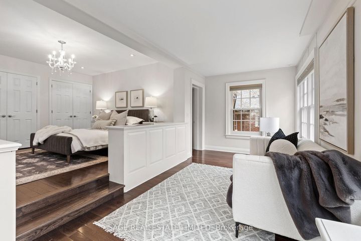 Photo 14 at 85 Weybourne Crescent, Lawrence Park South, Toronto