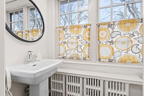 Photo 12 at 85 Weybourne Crescent, Lawrence Park South, Toronto