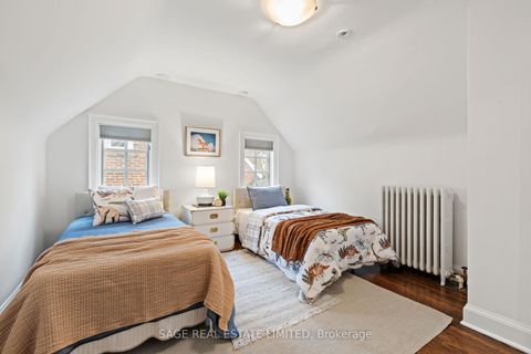 Photo 24 at 85 Weybourne Crescent, Lawrence Park South, Toronto