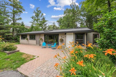 Photo 6 at 10 Maplewood Lane, Sutton & Jackson's Point, Georgina