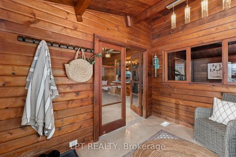 Photo 8 at 10 Maplewood Lane, Sutton & Jackson's Point, Georgina