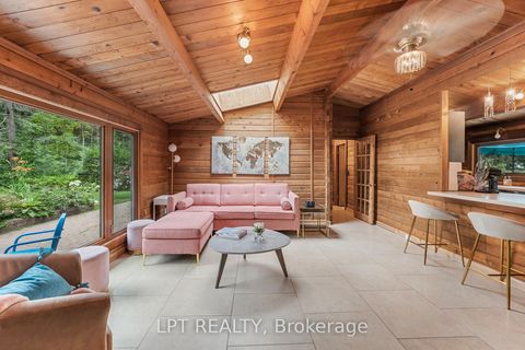 Photo 12 at 10 Maplewood Lane, Sutton & Jackson's Point, Georgina