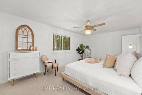 Photo 27 at 10 Maplewood Lane, Sutton & Jackson's Point, Georgina