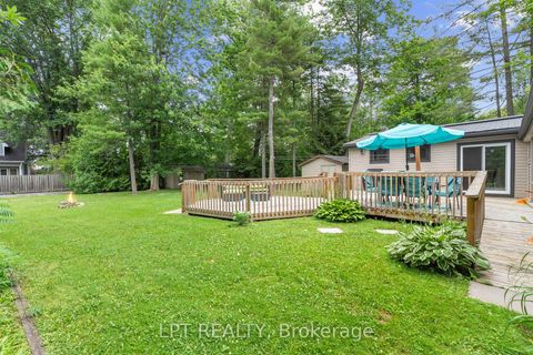 Photo 37 at 10 Maplewood Lane, Sutton & Jackson's Point, Georgina