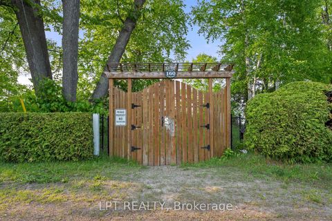 Photo 41 at 10 Maplewood Lane, Sutton & Jackson's Point, Georgina