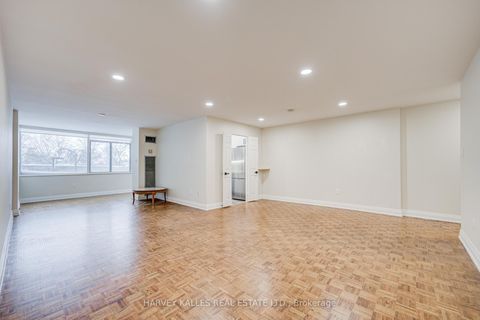 Photo 7 at 109 - 3000 Bathurst Street, Lawrence, Toronto