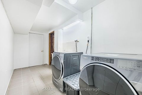 Photo 43 at 41 Ronan Crescent, Sonoma Heights, Vaughan