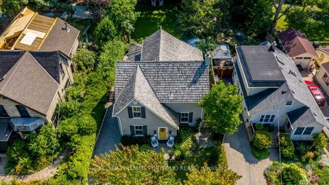 Photo 1 at 27 Catherine Avenue, Aurora Village, Aurora