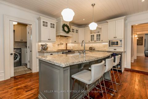 Photo 8 at 27 Catherine Avenue, Aurora Village, Aurora