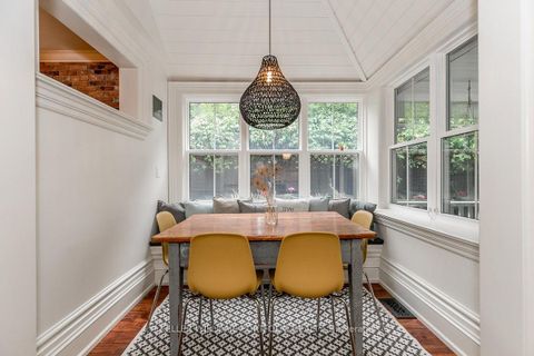 Photo 10 at 27 Catherine Avenue, Aurora Village, Aurora