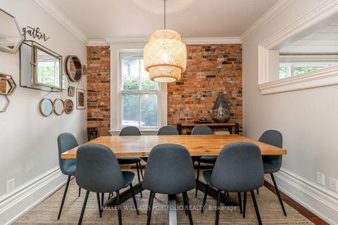 Photo 12 at 27 Catherine Avenue, Aurora Village, Aurora