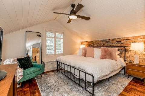 Photo 19 at 27 Catherine Avenue, Aurora Village, Aurora