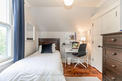 Photo 22 at 27 Catherine Avenue, Aurora Village, Aurora