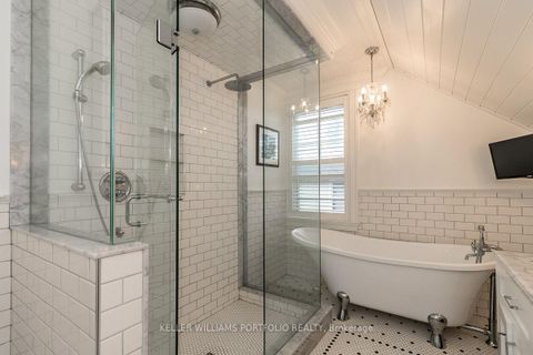 Photo 24 at 27 Catherine Avenue, Aurora Village, Aurora