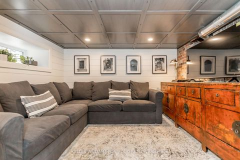 Photo 27 at 27 Catherine Avenue, Aurora Village, Aurora