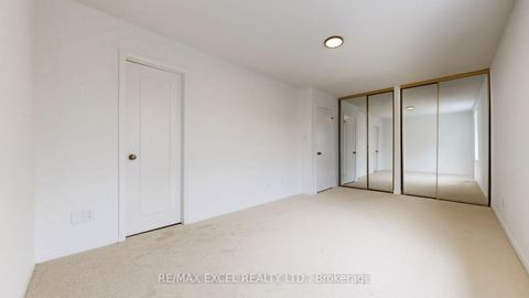 Photo 24 at 3 Red Maple Court, Bayview Village, Toronto