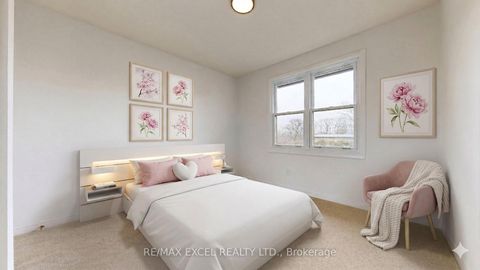 Photo 26 at 3 Red Maple Court, Bayview Village, Toronto