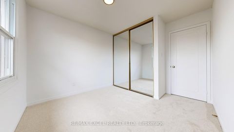 Photo 28 at 3 Red Maple Court, Bayview Village, Toronto