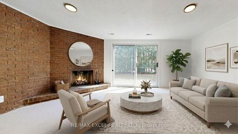 Photo 34 at 3 Red Maple Court, Bayview Village, Toronto