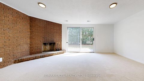 Photo 35 at 3 Red Maple Court, Bayview Village, Toronto