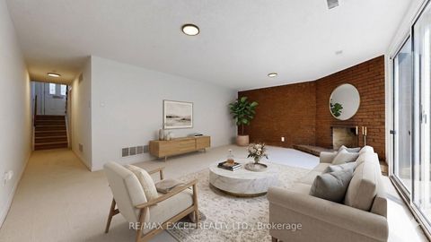 Photo 37 at 3 Red Maple Court, Bayview Village, Toronto